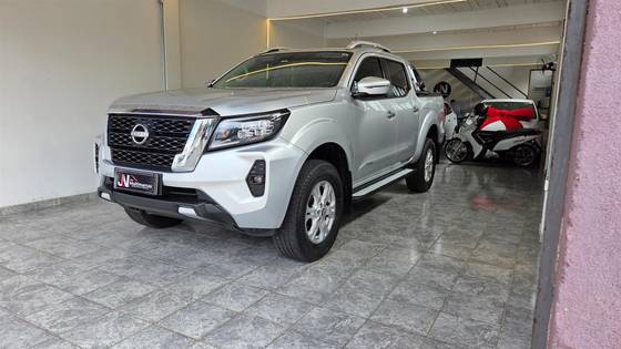 NISSAN FRONTIER 2.3 16V TURBO DIESEL XE CD 4X4 AUTOMÁTICO NISSAN FRONTIER 2.3 16V TURBO DIESEL XE CD 4X4 AUTOMÁTICO